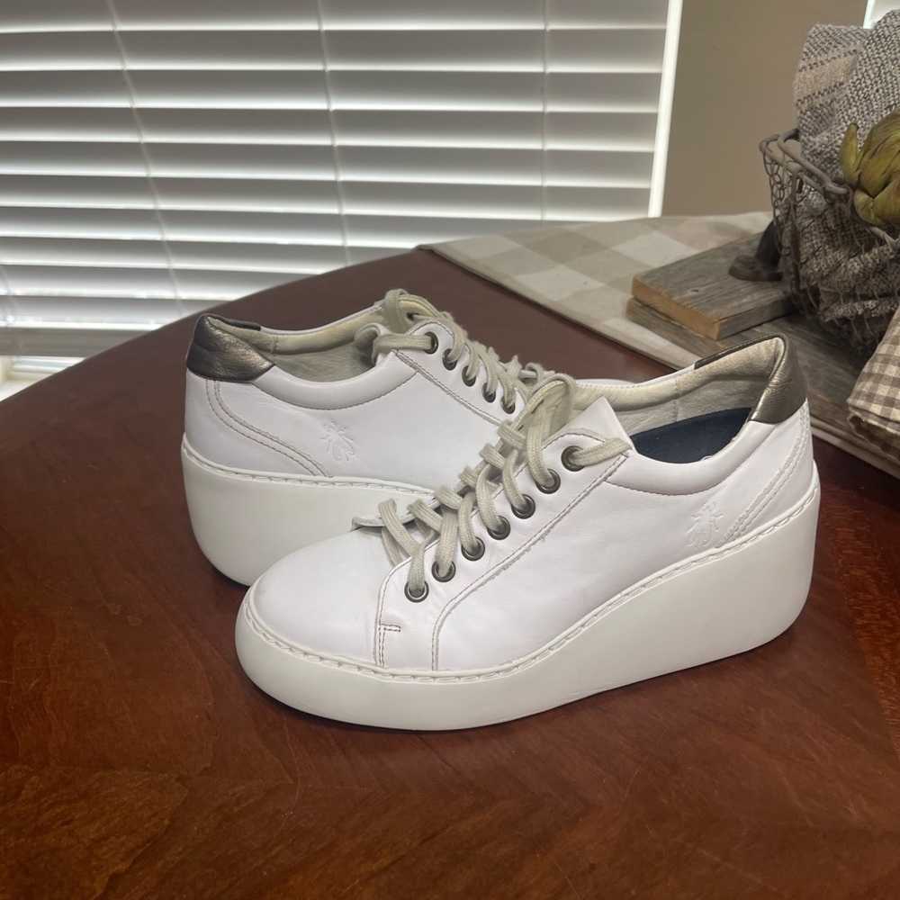 Fly London White Dile Leather Chunky Wedge